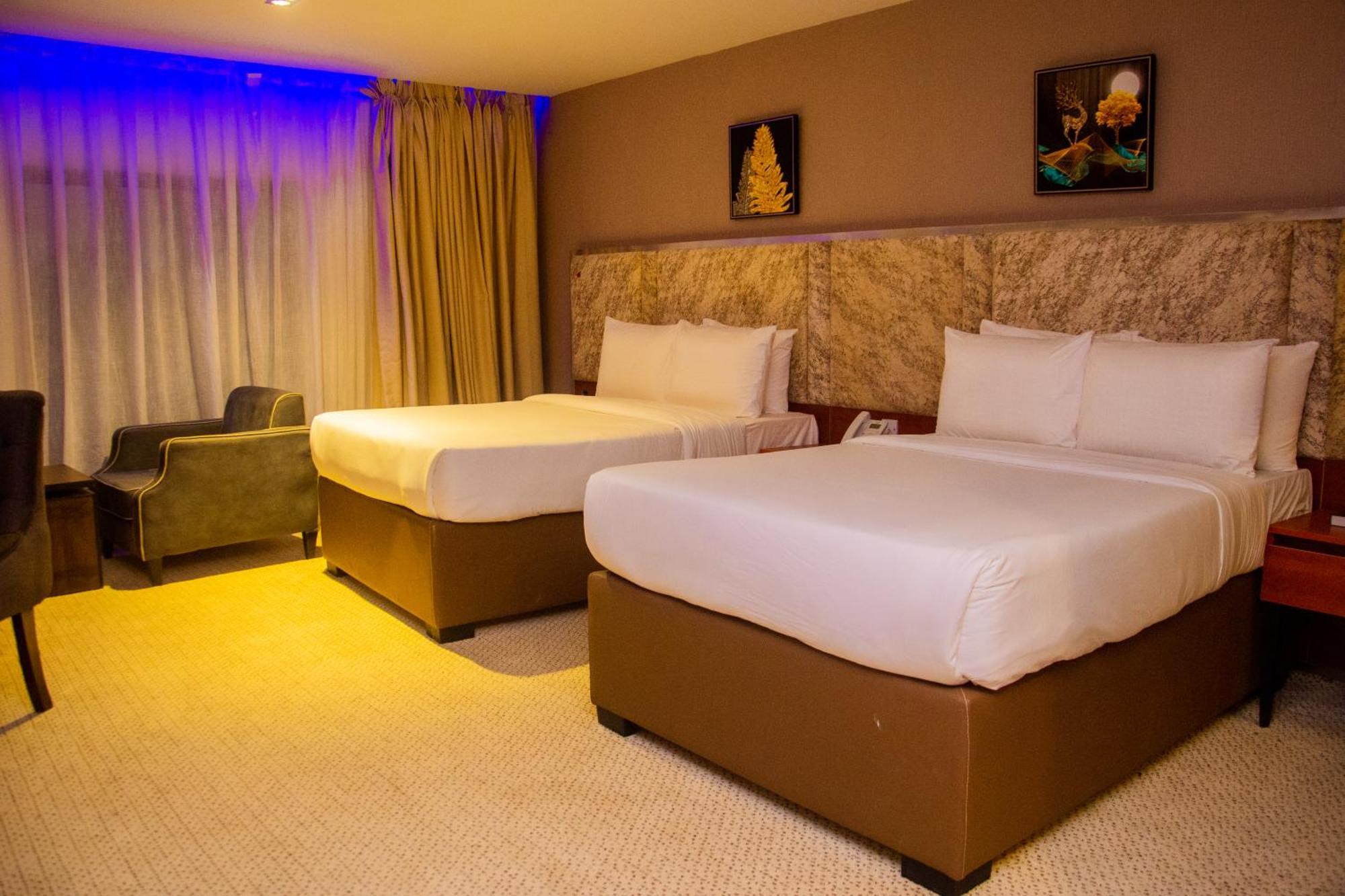 Boulevard Owerri Hotel Εξωτερικό φωτογραφία